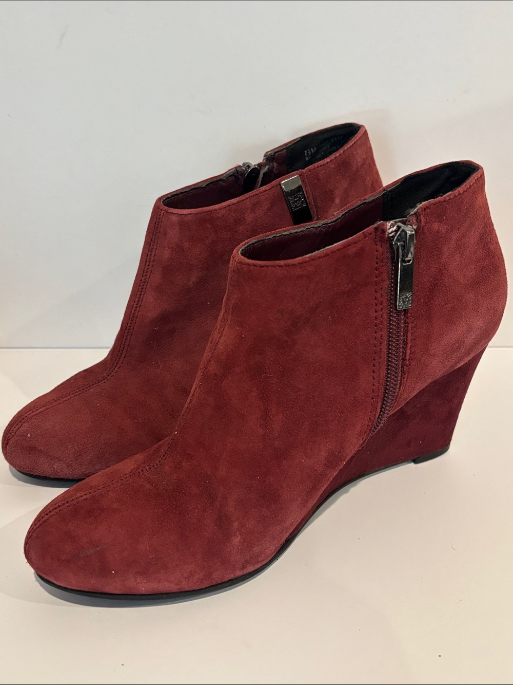 Anne Klein Burgundy Suede Wedge Ankle Booties Size 7.5